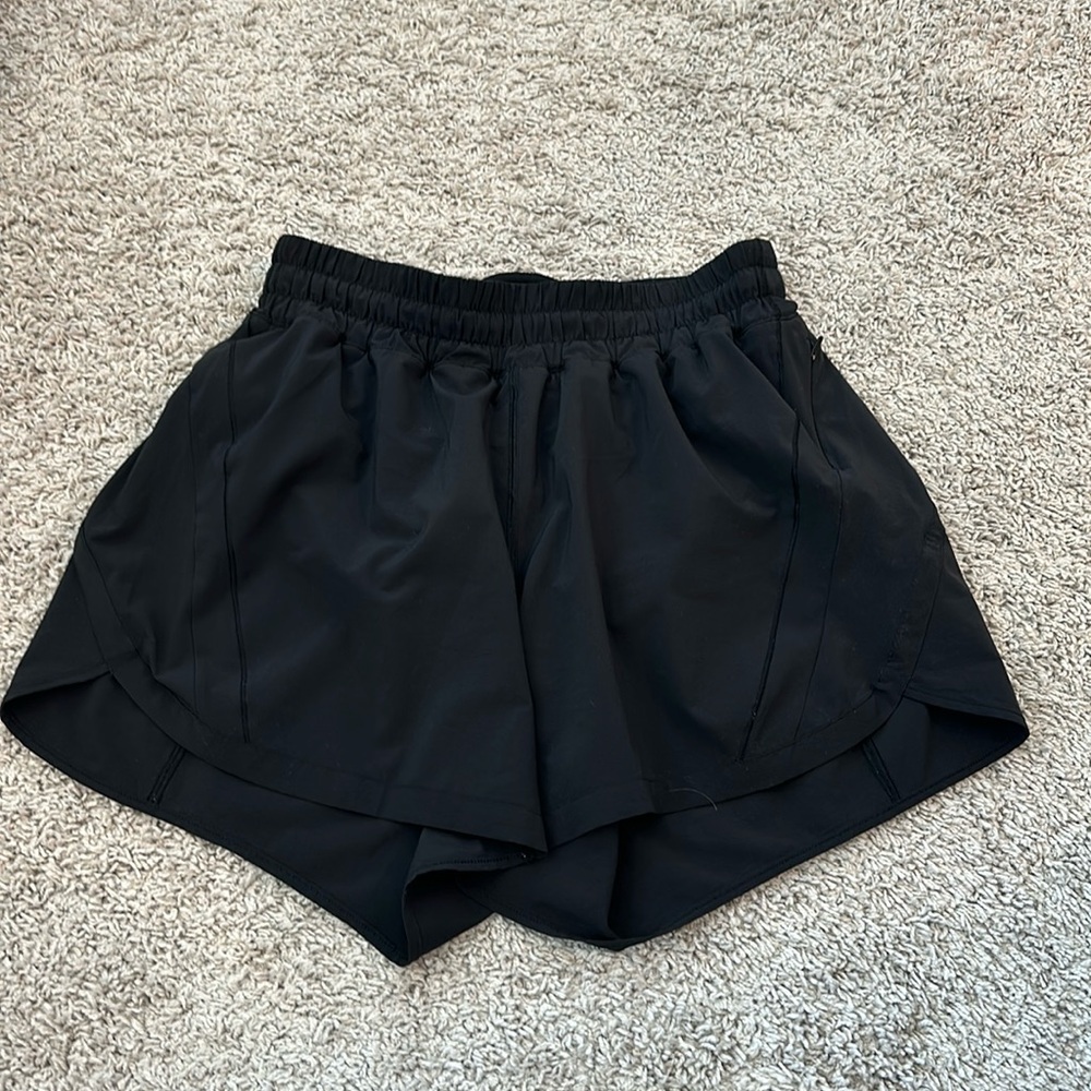 Lululemon Track that high-rise 5in shorts black Size 10